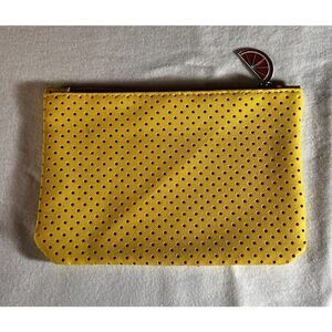 3 for $10 IPSY June 2022 Glam Bag SHOW YOUR COLORS Yellow with Orange Slice‎